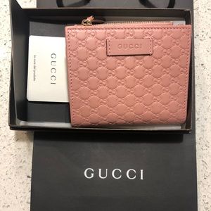 Authentic Gucci pink wallet